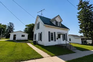 605 N Union St, Ridgeville, WI 53533 - Photo 9