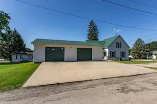 605 N Union St, Ridgeville, WI 53533 - Photo 7