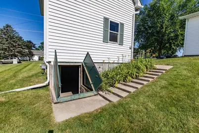 605 N Union Street, Ridgeville, WI 53533 - Photo 5