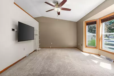 2836 Warner Lane, Madison, WI 53713 - Photo 9