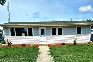 2110 W Memorial Dr, Janesville, WI 53548 - Photo 1