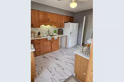 2110 W Memorial Drive, Janesville, WI 53548 - Photo 5