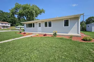2110 W Memorial Dr, Janesville, WI 53548 - Photo 17