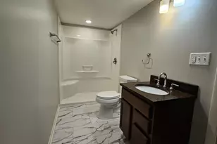 2110 W Memorial Dr, Janesville, WI 53548 - Photo 13