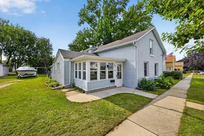 408 N Warren Street, Watertown, WI 53098 - Photo 1