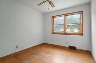 9 Fremont Cir, Madison, WI 53704 - Photo 21