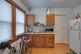 14 N Franklin St, Madison, WI 53703 - Photo 5