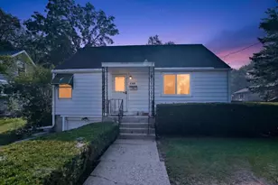 4109 Barby Ln, Madison, WI 53704 - Photo 3