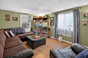 4109 Barby Ln, Madison, WI 53704 - Photo 11
