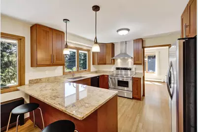 5567 Shamrock Lane, Fitchburg, WI 53711 - Photo 3