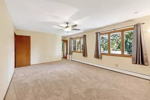 5567 Shamrock Ln, Fitchburg, WI 53711 - Photo 27