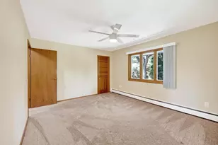 5567 Shamrock Ln, Fitchburg, WI 53711 - Photo 23