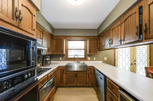 92 Cambridge Rd, Madison, WI 53704 - Photo 21