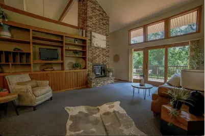 2103 W Collingswood Drive, Beloit, WI 53511 - Photo 13