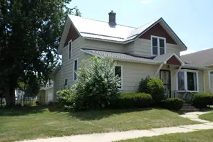 310 W Nott St, Tomah, WI 54660 - Photo 1