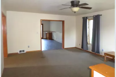310 W Nott Street, Tomah, WI 54660 - Photo 7