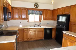 310 W Nott St, Tomah, WI 54660 - Photo 13
