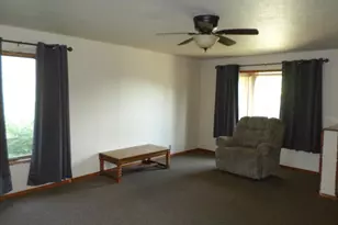 310 W Nott St, Tomah, WI 54660 - Photo 3