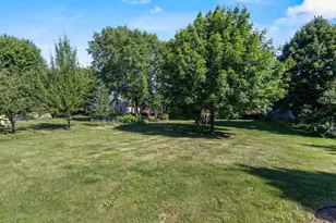 5224 Nannyberry Dr, Fitchburg, WI 53711 - Photo 35