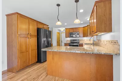 5224 Nannyberry Drive, Fitchburg, WI 53711 - Photo 3