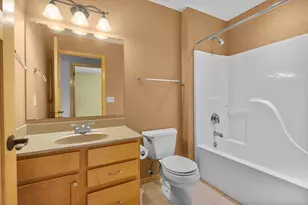 5224 Nannyberry Dr, Fitchburg, WI 53711 - Photo 21