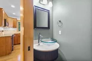 5224 Nannyberry Dr, Fitchburg, WI 53711 - Photo 9