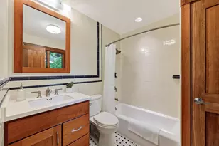 5202 S Hill Dr, Madison, WI 53705 - Photo 19