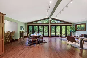 5202 S Hill Dr, Madison, WI 53705 - Photo 11