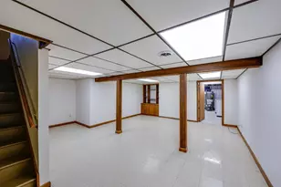 5202 S Hill Dr, Madison, WI 53705 - Photo 35