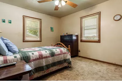 2402 Pioneer Drive, Beloit, WI 53511 - Photo 23