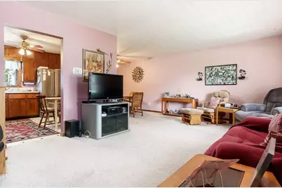 2402 Pioneer Drive, Beloit, WI 53511 - Photo 5