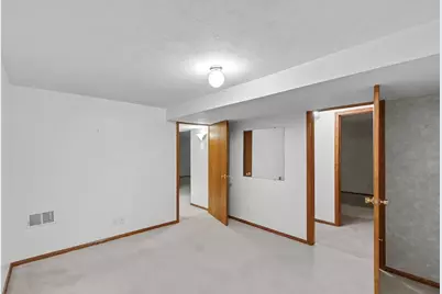 978 Nantucket Drive, Janesville, WI 53546 - Photo 19