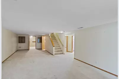 978 Nantucket Drive, Janesville, WI 53546 - Photo 17