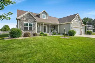 307 Erin Ct, Cottage Grove, WI 53527 - Photo 3
