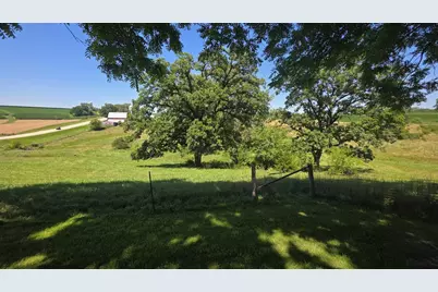 12315 Borah Ridge Road, Prairie Du Chien, WI 53821 - Photo 17