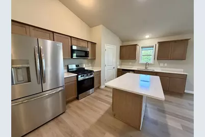 1615 Lee Lane, Janesville, WI 53546 - Photo 9