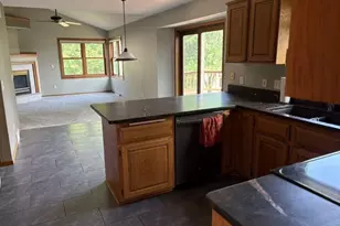 29 Westend Cir, Madison, WI 53704 - Photo 11