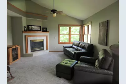 29 Westend Circle, Madison, WI 53704 - Photo 5