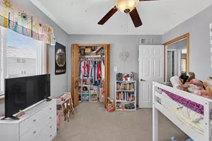 613 Greenfield Dr, DeForest, WI 53532 - Photo 23