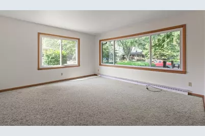 5308 Herro Lane, Madison, WI 53716 - Photo 5