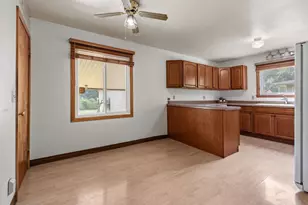 5308 Herro Ln, Madison, WI 53716 - Photo 13