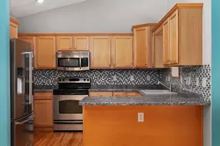 204 Noahs Arc Ct, Janesville, WI 53536 - Photo 7