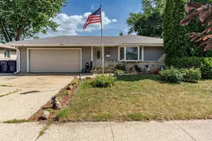 1305 Anthony Ave, Janesville, WI 53546 - Photo 1