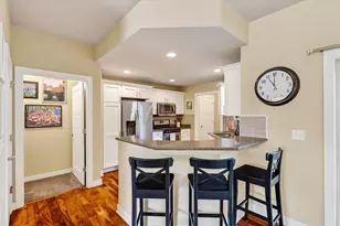 1422 Smithfield Dr, Sun Prairie, WI 53590 - Photo 11