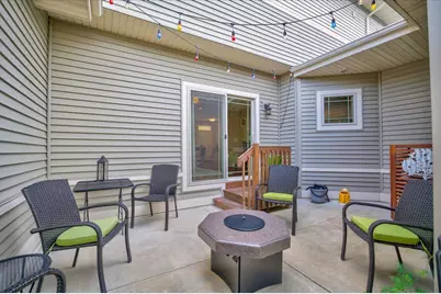 1422 Smithfield Drive, Sun Prairie, WI 53590 - Photo 29