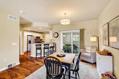 1422 Smithfield Drive, Sun Prairie, WI 53590 - Photo 9