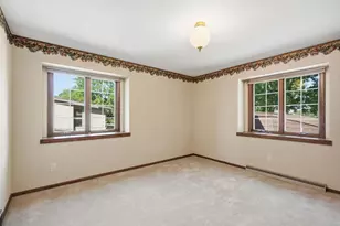 3017 Dianne Dr, Middleton, WI 53562 - Photo 29
