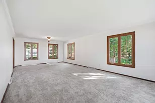 3017 Dianne Dr, Middleton, WI 53562 - Photo 19