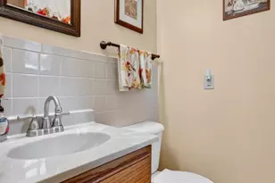 2805 Independence Ln, Madison, WI 53704 - Photo 17