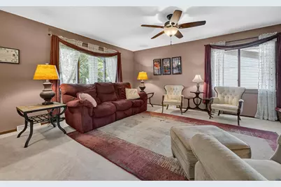 2805 Independence Lane, Madison, WI 53704 - Photo 3
